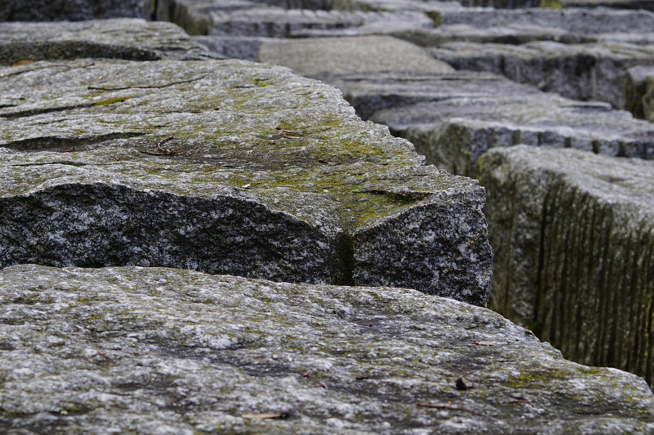 Granite, Slate, Limestone: How Rock Type Shapes Your Photographs
