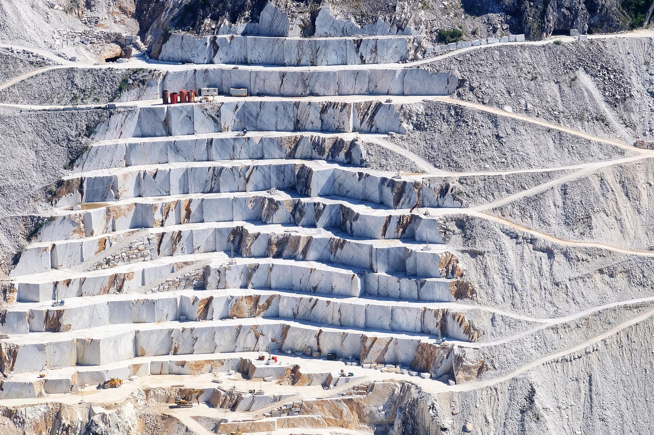 Water in the Pit: Photographing Flooded Quarries and Their Strange Colours
